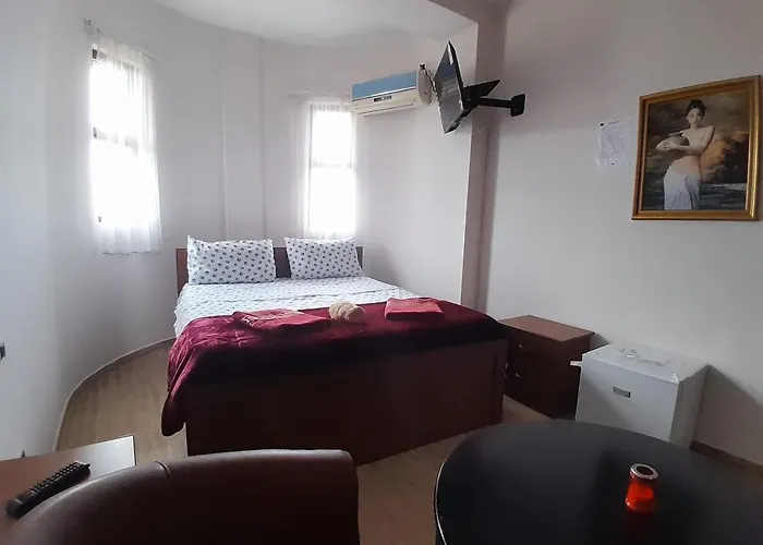Hotel Hotel-keshtjella Margarita 4*