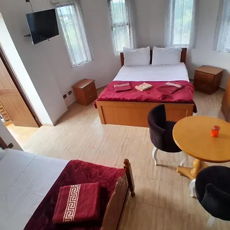 Ξενοδοχείο Hotel-keshtjella Margarita 4*