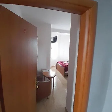 Hotel Hotel-keshtjella Margarita 4*