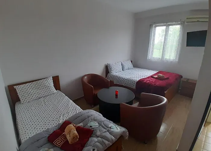 Hotel-keshtjella Margarita 酒店