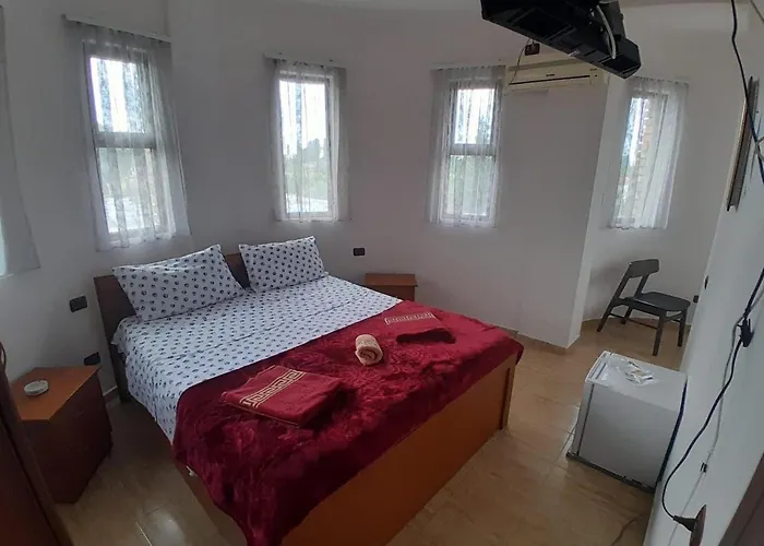 Hotel-keshtjella Margarita 酒店
